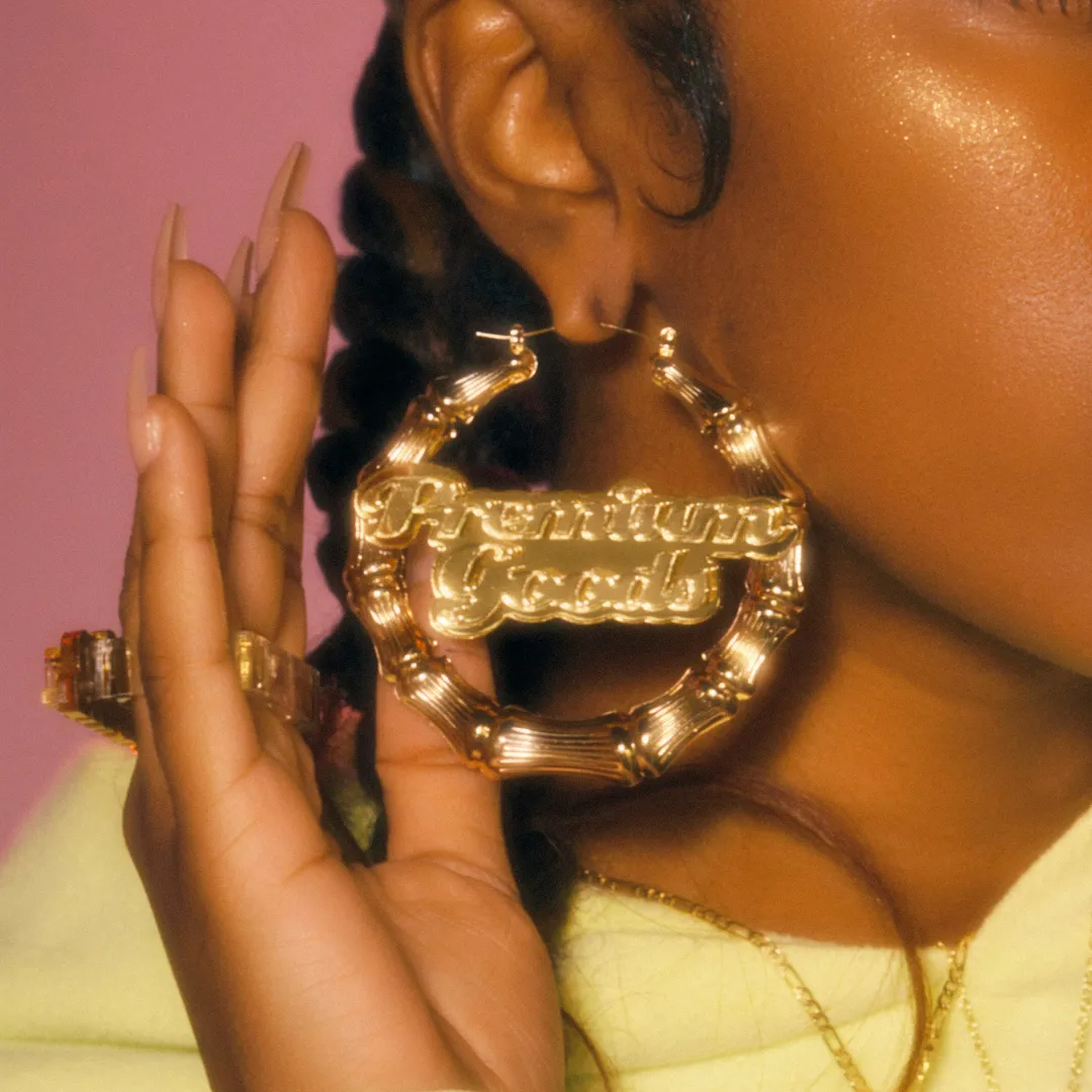 melody ehsani premiumgoods. bamboo earrings (gold)