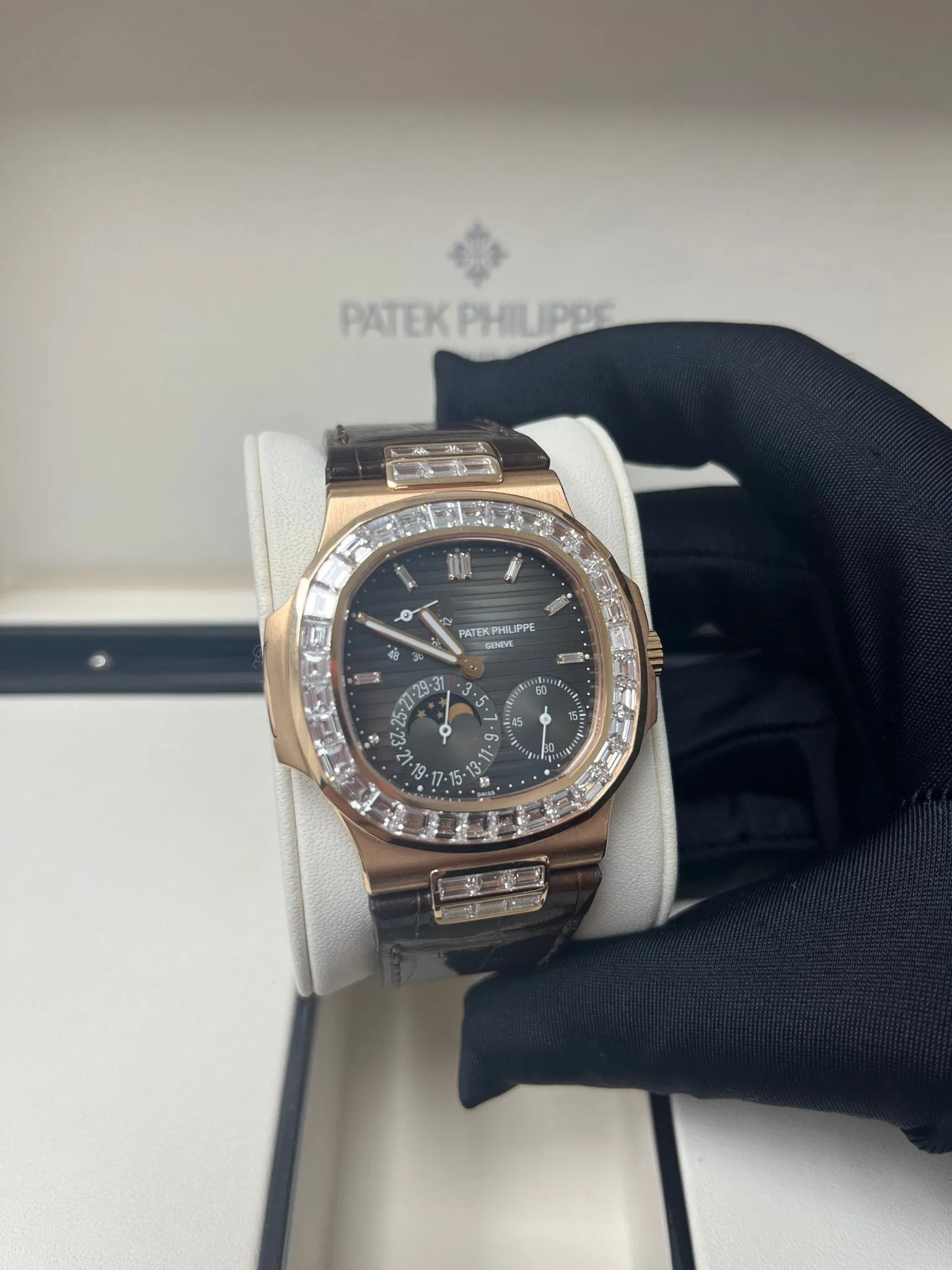 Patek Philippe Nautilus Rose Gold Diamond Bezel & Moon Phase Brown Dial 5724R 001