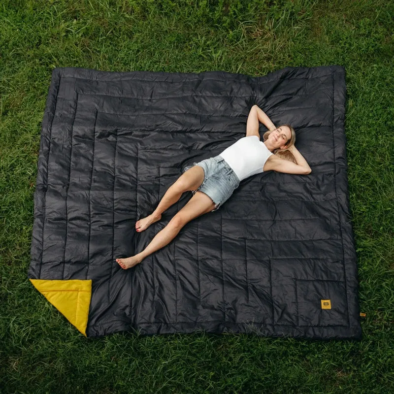 XL Outdoorsy™ Blanket